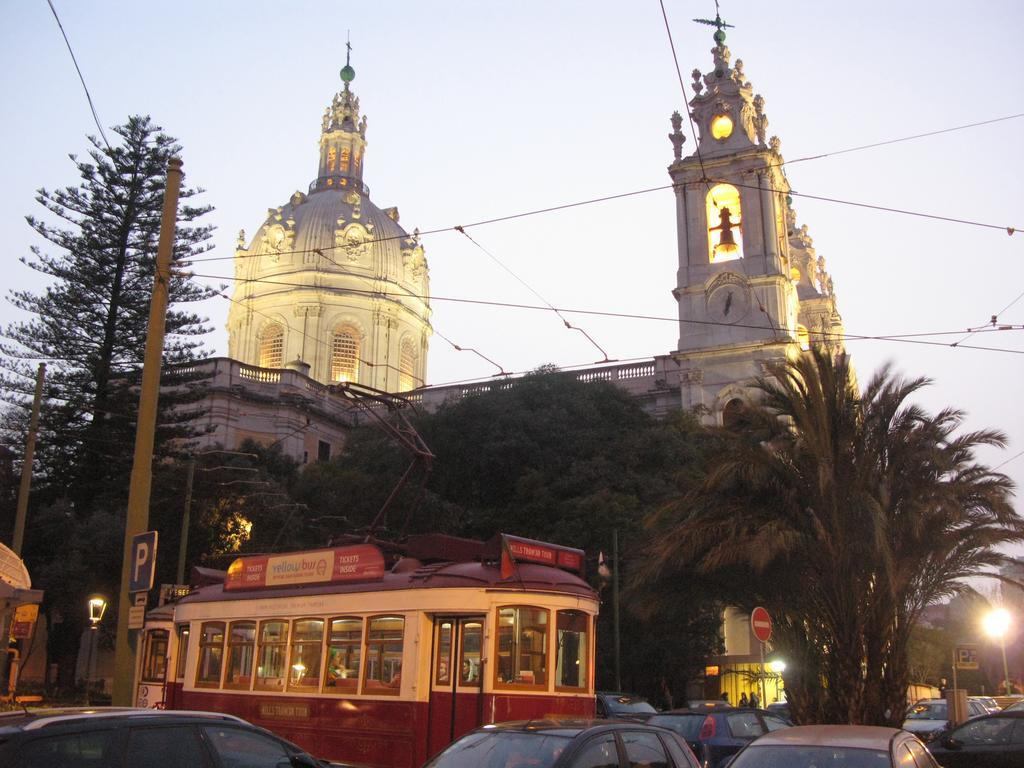 Apartment Lisbonne Estrela
